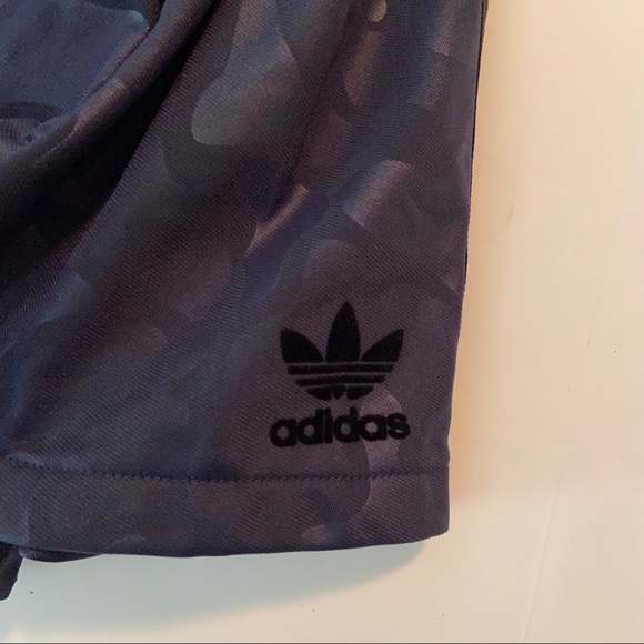 Adidas Camouflage Seoul Winter Skirt in Ink S - Picture 7 of 8